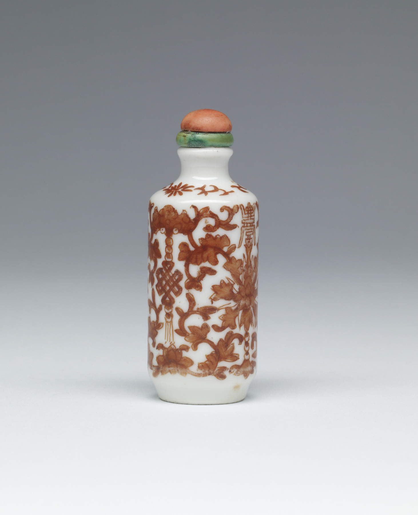 Snuff Bottle with Floral Frieze