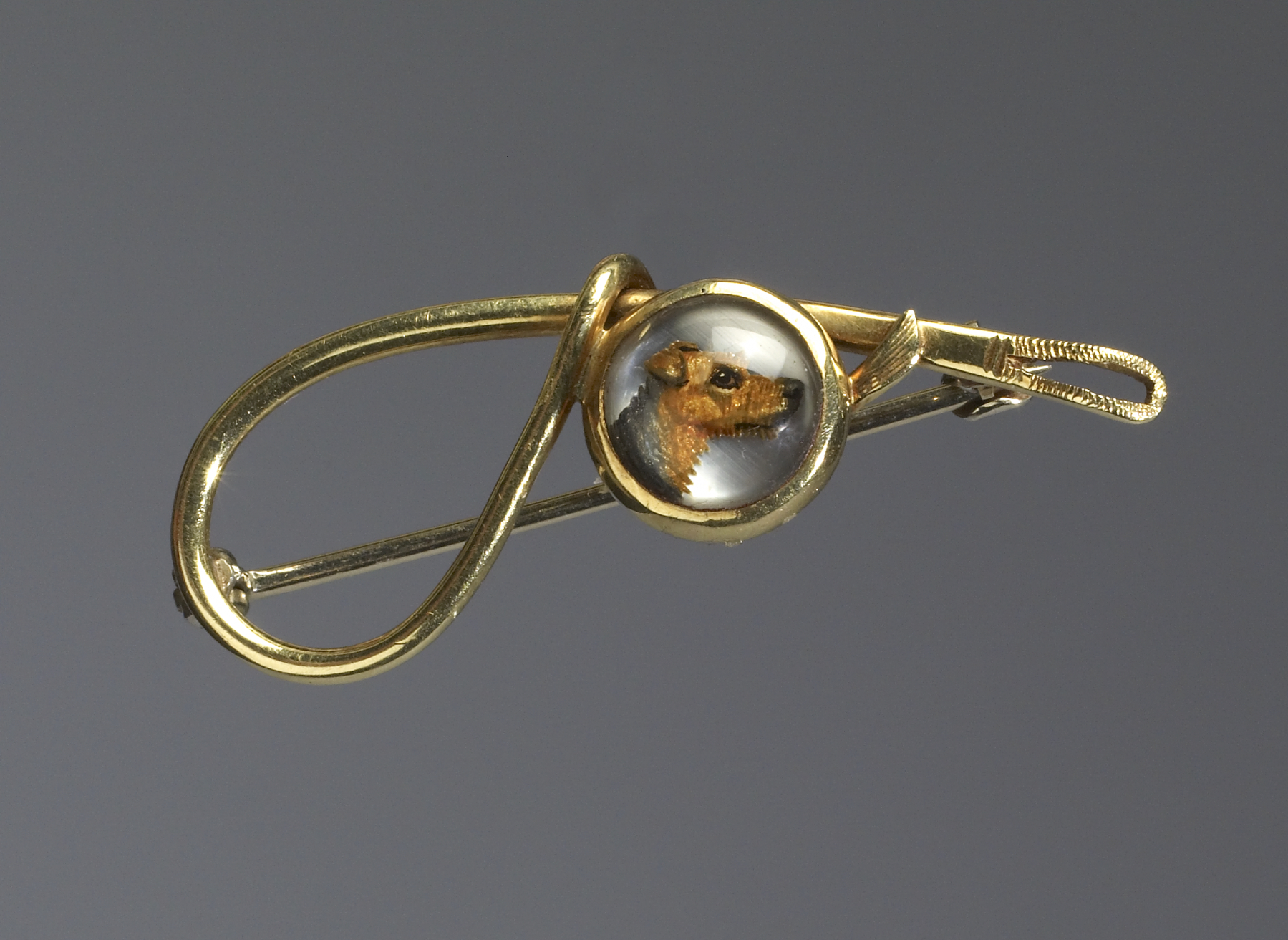 Pin in the Form of a Riding Crop