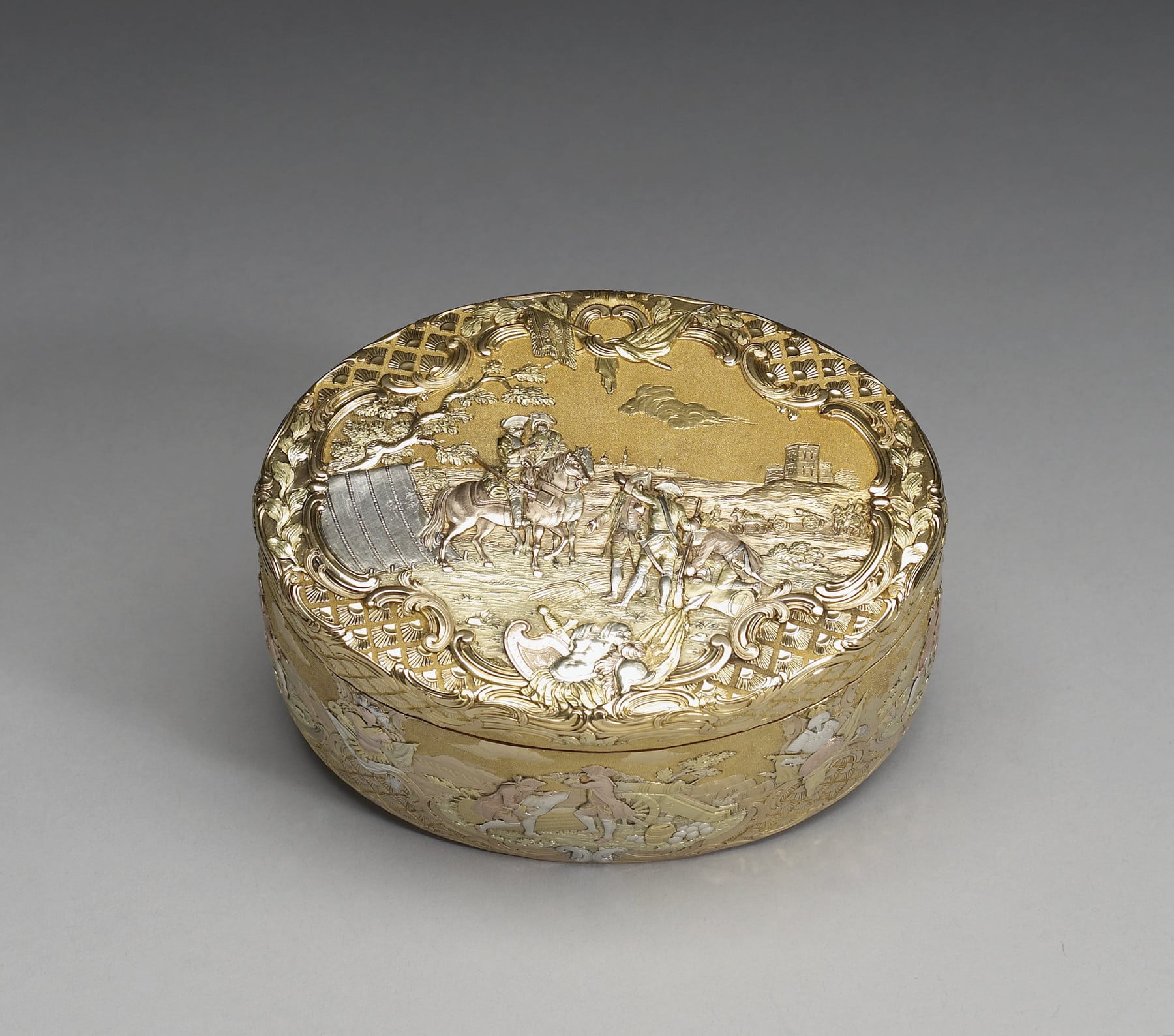 Snuffbox with Military Scene